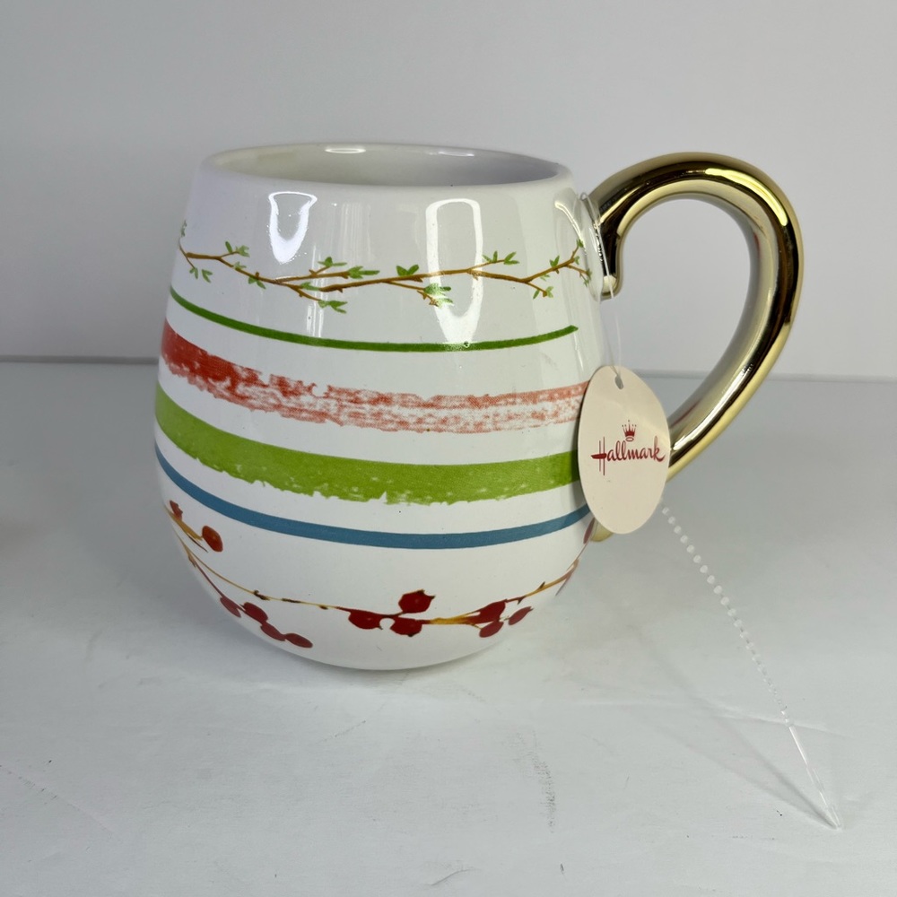 NWT Hallmark Coffee Mug Tea Cup Gold‎ Tone Handle 10 oz.
